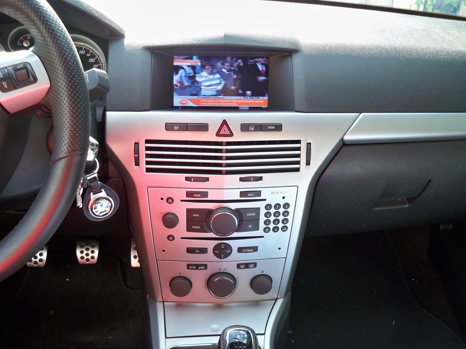 Мультимедиа Opel Astra h 2008